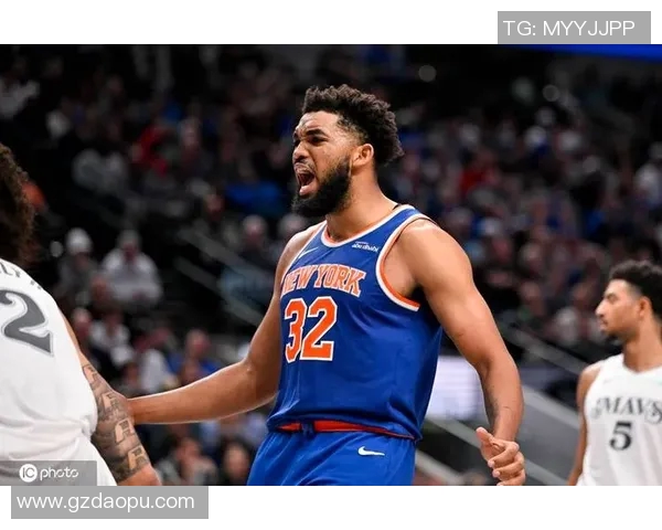 卡尔安东尼唐斯:重塑球队未来的全能中锋之路与挑战