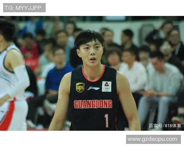 胡明轩：从青涩少年到篮球场上的璀璨明星之路探索