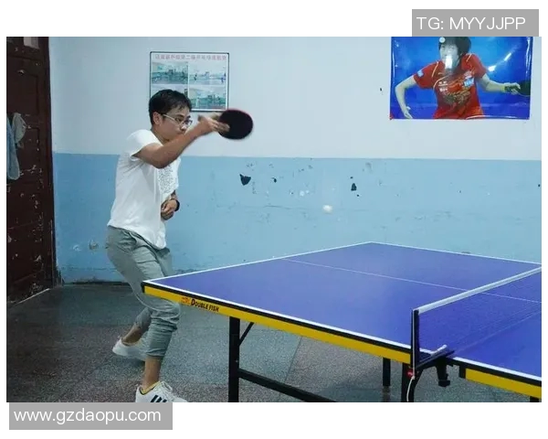 成都乒乓球队的力量与荣耀探秘：聚焦乒乓球的奋斗与梦想